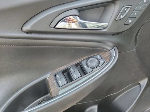 Used 2024 Chevrolet Malibu LT FWD image 20