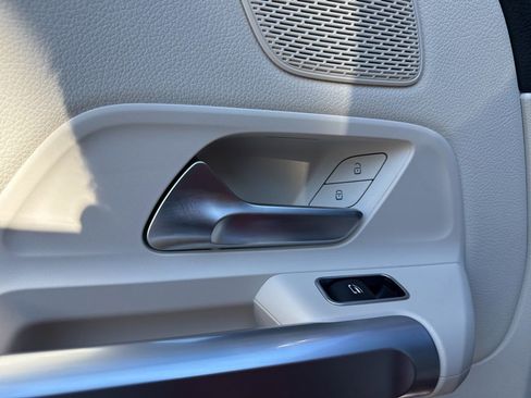 Used 2023 Mercedes-Benz EQB 250+ w/ Exclusive Package image 32