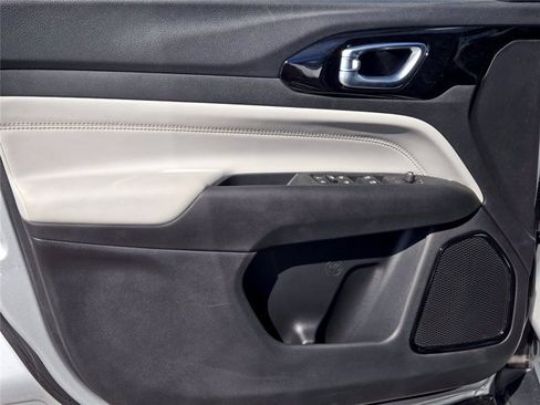 New 2026 Jeep Compass Limited AWD/4WD image 27