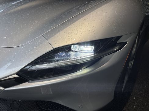 Used 2022 Ferrari Roma RWD image 28