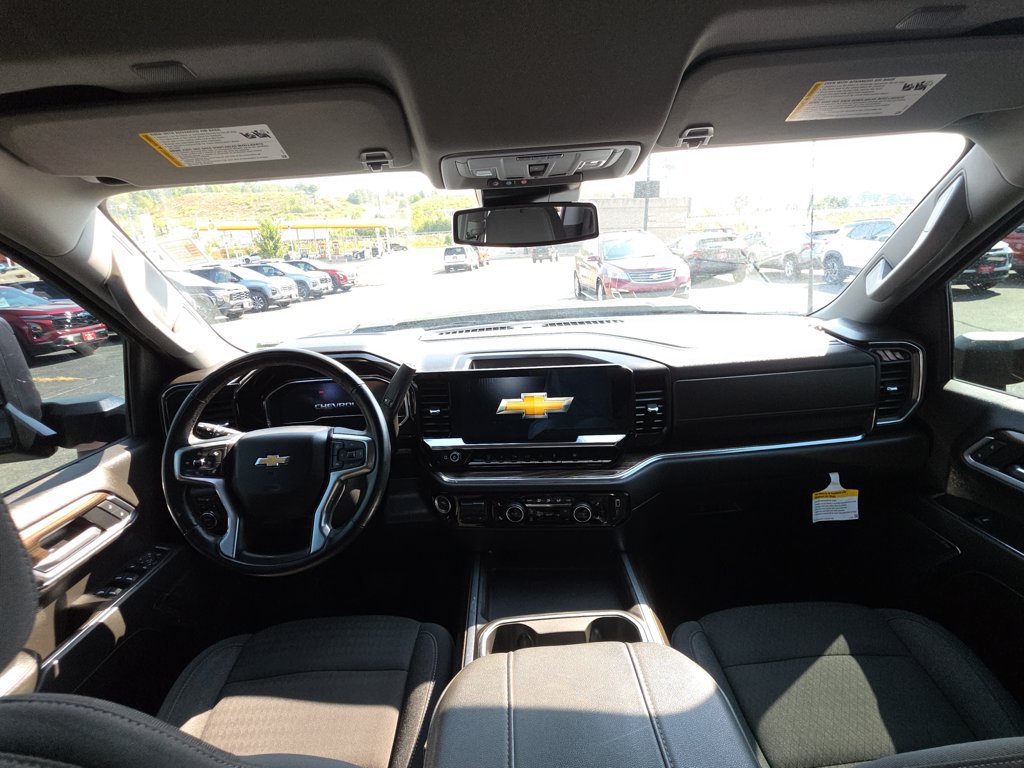 Certified 2025 Chevrolet Silverado 3500 LT w/ All Star Edition AWD/4WD image 30