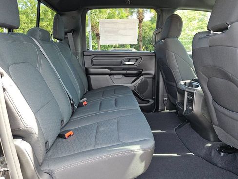 New 2026 RAM 1500 Express AWD/4WD image 14