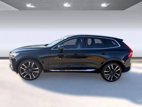 Certified 2023 Volvo XC60 B5 Ultimate w/ Protection Package Premier image 2