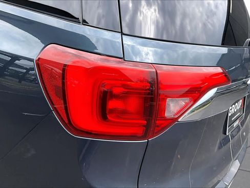 Used 2019 GMC Acadia SLE FWD image 29