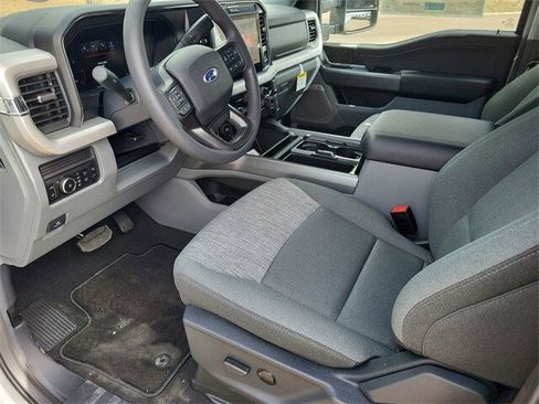 New 2026 Ford F250 XLT w/ XLT Premium Package image 13