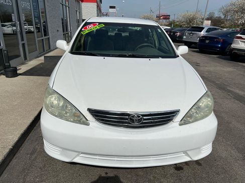 Used 2006 Toyota Camry XLE image 8