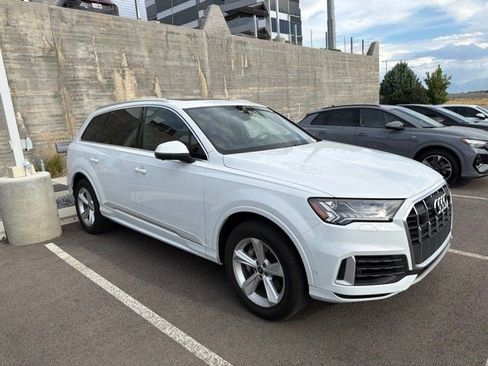 Used 2023 Audi Q7 3.0T Premium AWD/4WD image 2