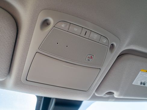 Used 2022 Nissan Leaf SV FWD image 21