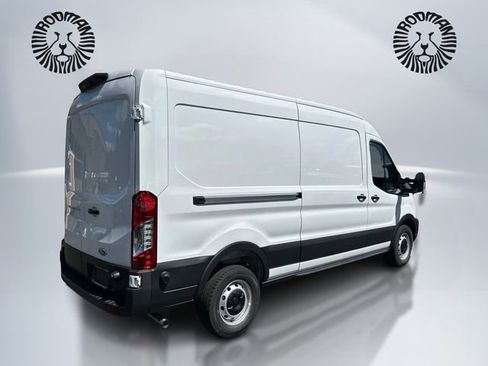 New 2025 Ford Transit 250 148 Medium Roof image 5