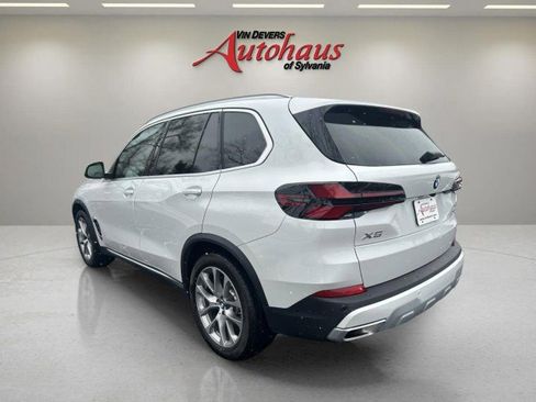 Used 2024 BMW X5 xDrive40i w/ Premium Package image 5