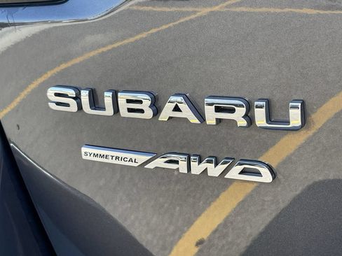 Used 2024 Subaru Outback Touring AWD/4WD image 7
