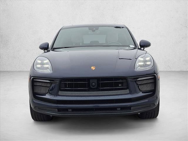 Used 2023 Porsche Macan S AWD/4WD image 2