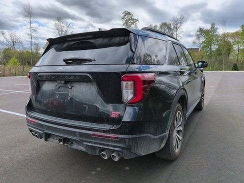 Certified 2023 Ford Explorer ST AWD/4WD image 5