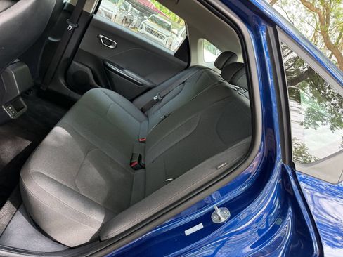 Used 2025 Kia K4 FWD image 33