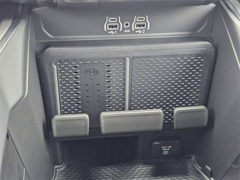 New 2026 RAM 1500 4x4 Crew Cab image 30