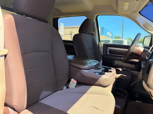 Used 2014 RAM 1500 Classic SLT RWD image 10