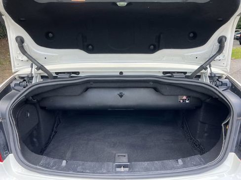 Used 2015 Mercedes-Benz E 550 Cabriolet image 32
