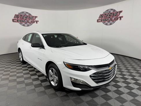 Used 2023 Chevrolet Malibu LS FWD image 9