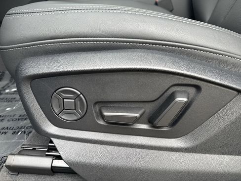 New 2026 Audi Q8 Premium Plus AWD/4WD image 20