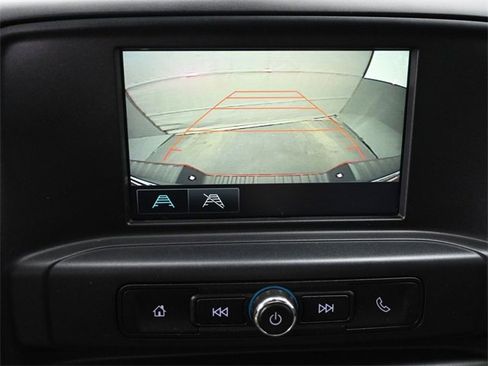 Used 2018 Chevrolet Silverado 1500 Custom w/ Custom Value Package image 19