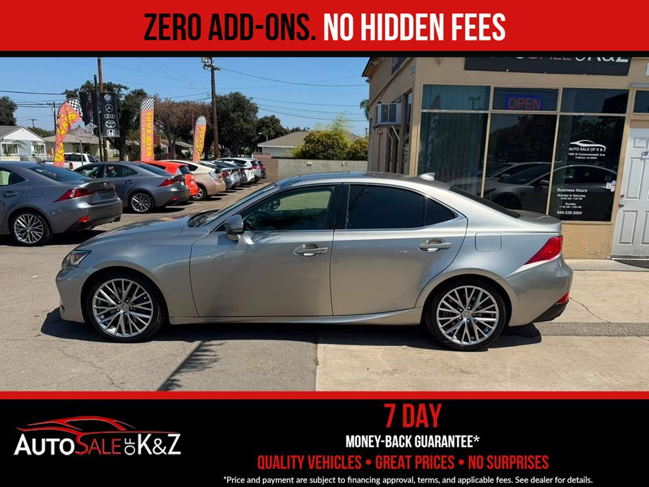 Used 2017 Lexus IS 200t RWD image 10
