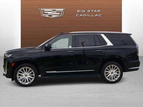 Used 2021 Cadillac Escalade Premium Luxury RWD image 2