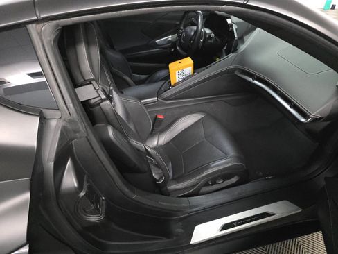 Used 2021 Chevrolet Corvette Stingray Coupe w/ Battery Protection Package image 10