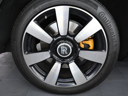 Used 2023 Rolls-Royce Cullinan image 54