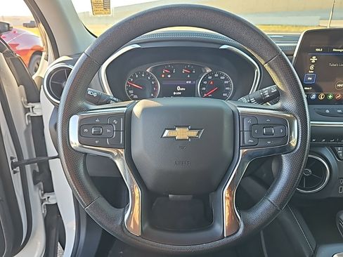 Used 2023 Chevrolet Blazer LT w/ Driver Confidence Package FWD image 11