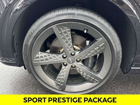 Used 2024 Genesis GV70 2.5T w/ Sport Prestige Package image 8