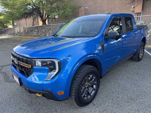 Used 2025 Ford Maverick Tremor AWD/4WD image 4