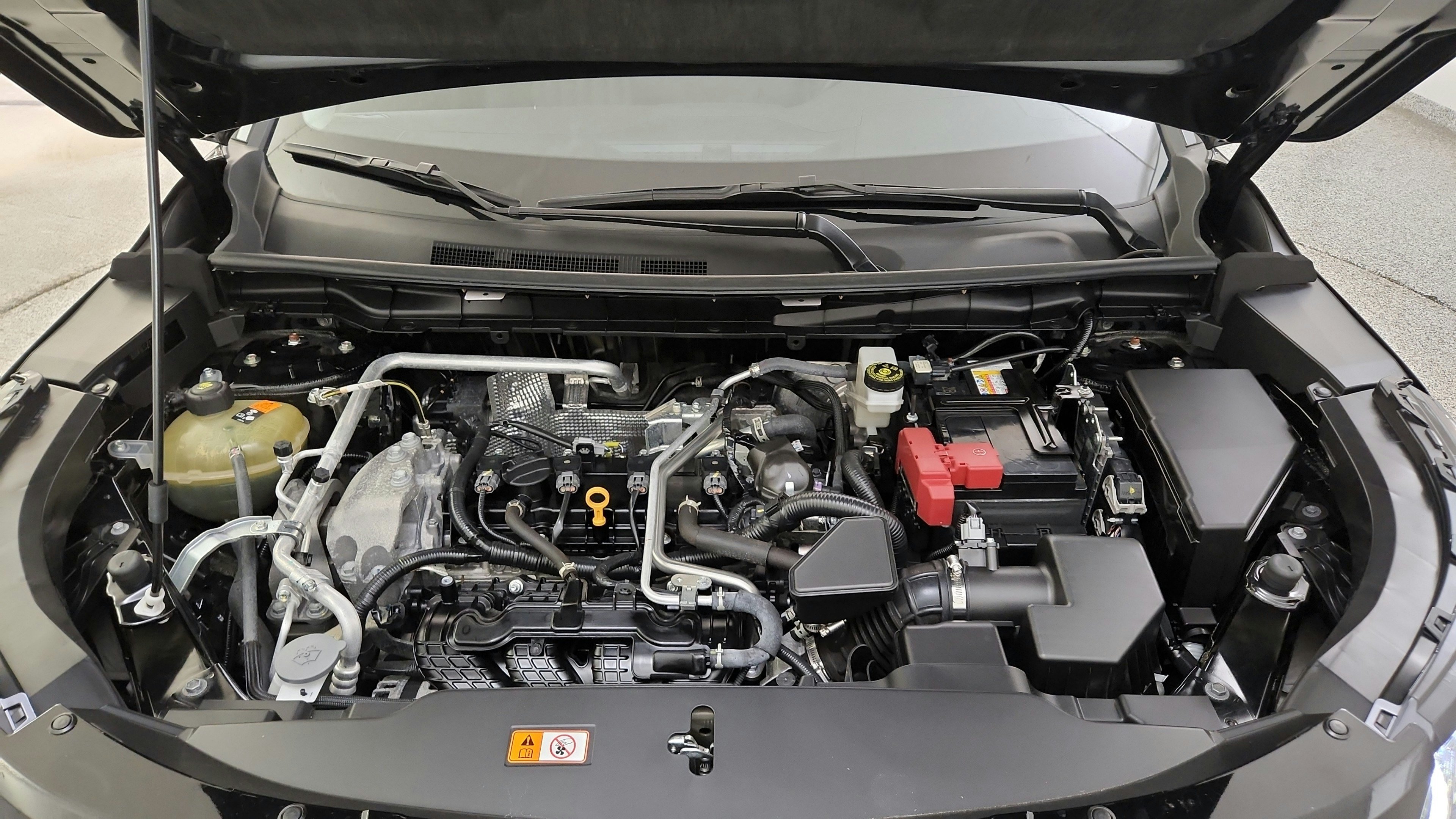 Used 2025 Mitsubishi Outlander AWD image 38