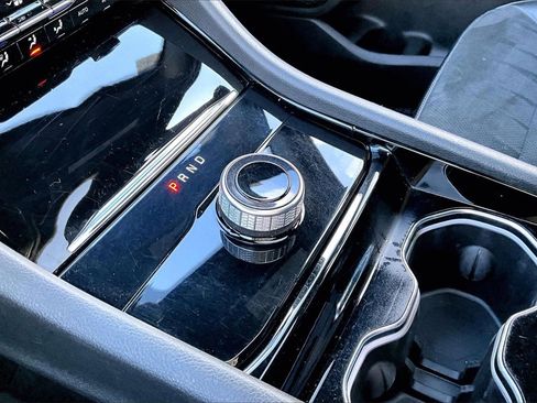 Certified 2023 Jeep Grand Cherokee L Laredo image 31