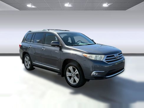 Used 2013 Toyota Highlander Limited image 6