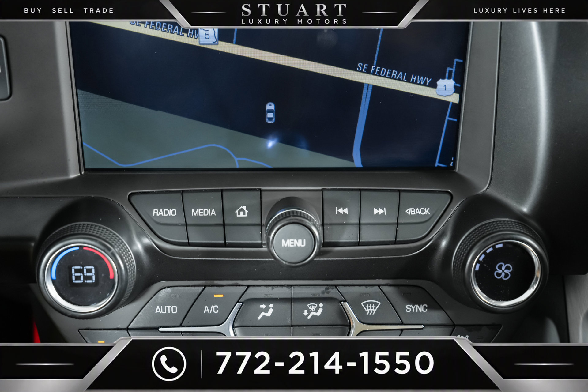 Used 2015 Chevrolet Corvette Z06 w/ 3LZ Preferred Equipment Group RWD image 15