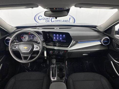 Certified 2024 Chevrolet Trax LS w/ LS Convenience Package FWD image 15