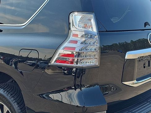 Used 2019 Lexus GX 460 Luxury image 39