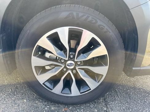 Used 2023 Subaru Outback Limited XT AWD/4WD image 19