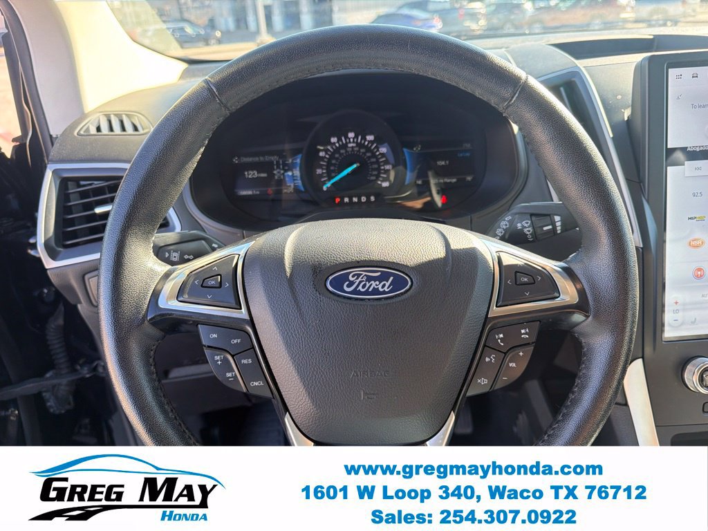 Used 2024 Ford Edge SEL AWD/4WD image 16