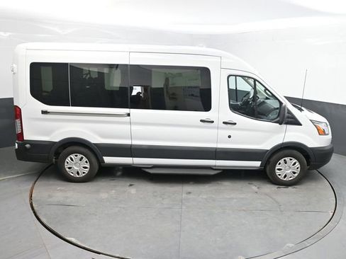 Used 2017 Ford Transit 350 XLT RWD image 19