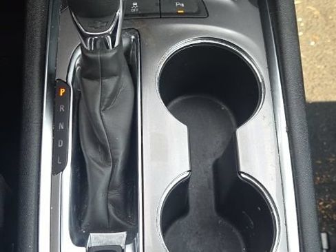 Used 2025 Chevrolet Malibu LT FWD image 30
