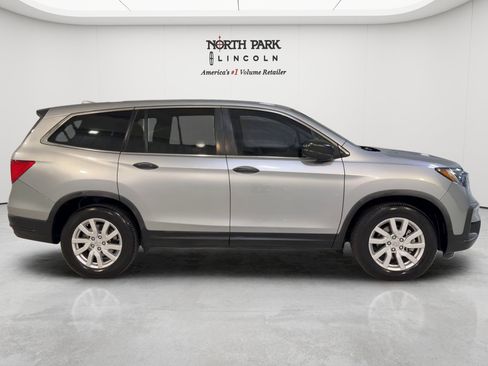 Used 2020 Honda Pilot LX image 6