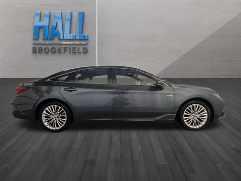 Used 2021 Toyota Avalon Limited w/ Advanced Safety Package image 6