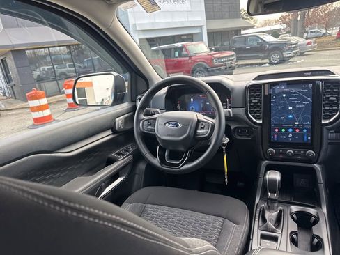 Used 2024 Ford Ranger XLT w/ Advanced Towing Package image 10