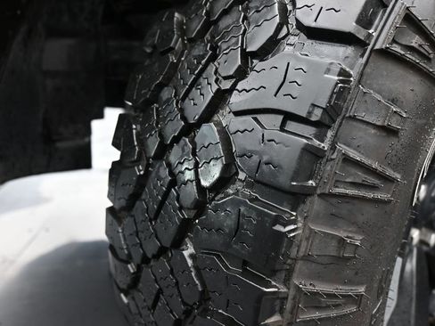 Used 2019 RAM 1500 Rebel w/ Rebel Level 2 Equipment Group AWD/4WD image 17