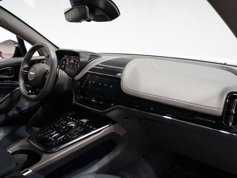 Used 2025 Aston Martin DBX 707 AWD/4WD image 21