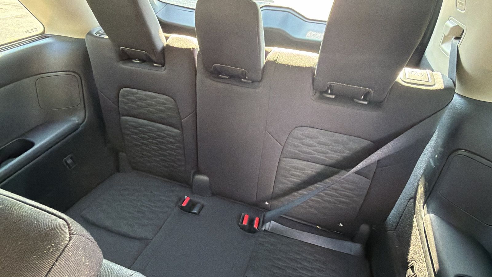 Used 2024 Nissan Pathfinder SV AWD/4WD image 25