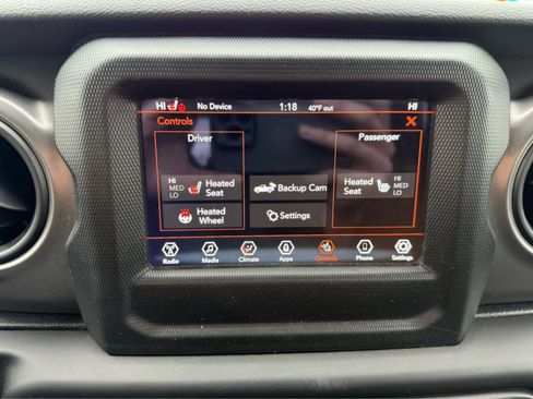 Used 2021 Jeep Gladiator Sport image 20