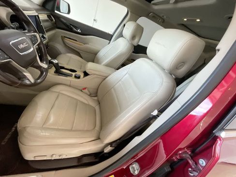 Used 2019 GMC Acadia Denali w/ Technology Package image 11