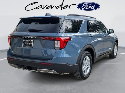New 2026 Ford Explorer Active w/ Active Comfort Package image 5